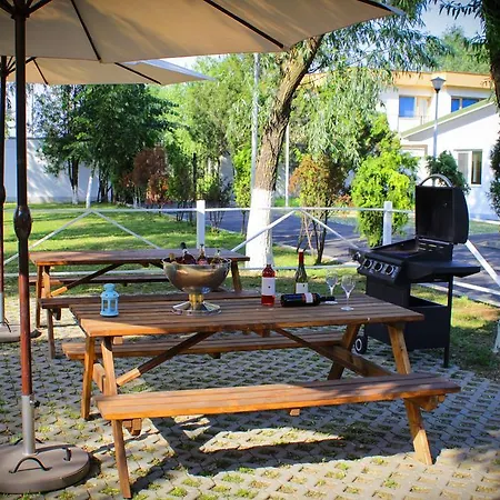 Hanul Piratilor Village 3*